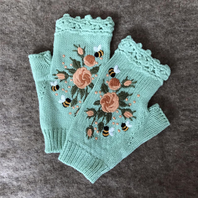 INS Autumn and Winter Embroidered Women's Warm Gloves