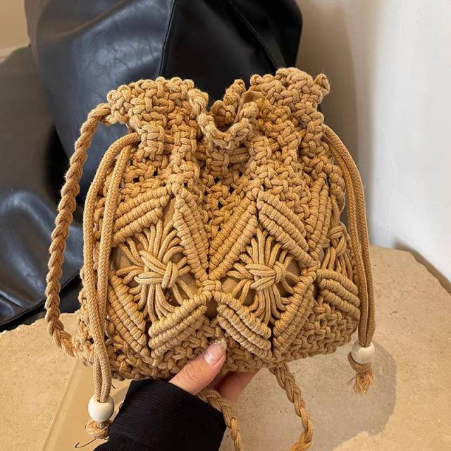 Straw Bag Women's Summer All-match Fashion Crossbody Bucket Bag Seaside Beach Bag