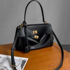 Large Capacity Bag Women's Early Autumn Black Crossbody Bag Shoulder Bag Tote Bag