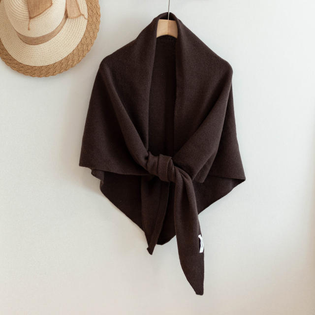 100% Pure Wool Oversized Triangular Shawl Warm for Autumn and Winter
