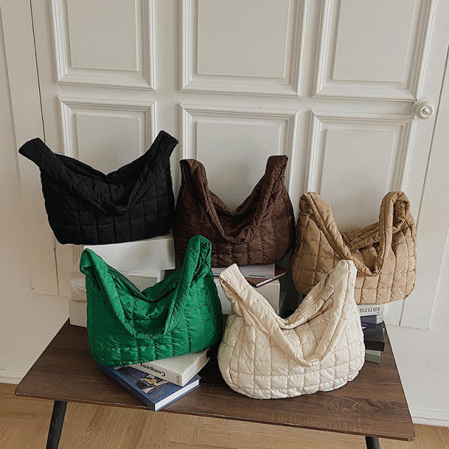 Autumn Winter New Cloud Pleated Large Bag Women's Casual Stylish Lightweight crossbody bag