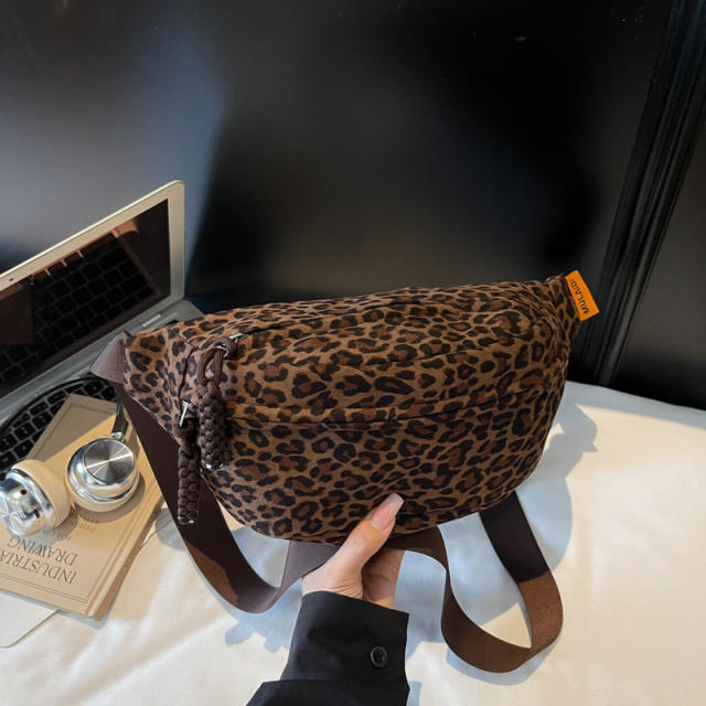 Velvet Bag Women's Large Capacity Autumn Winter Crossbody Bag Leopard Print Chest Bag Waist Bag