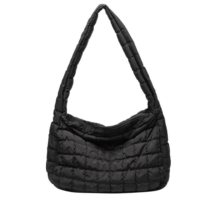 Autumn Winter New Cloud Pleated Large Bag Women's Casual Stylish Lightweight crossbody bag
