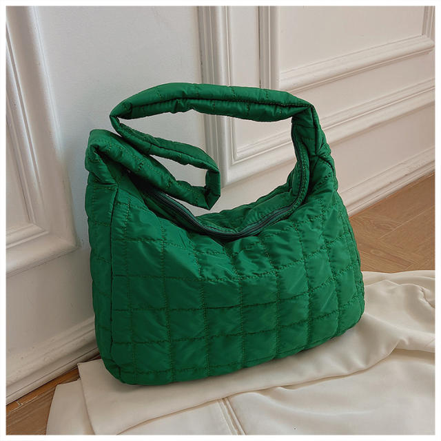 Autumn Winter New Cloud Pleated Large Bag Women's Casual Stylish Lightweight crossbody bag