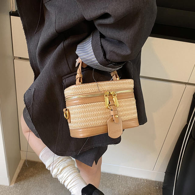 Woven design cute Box Bag Elegant Flap-Style Summer Straw Bag