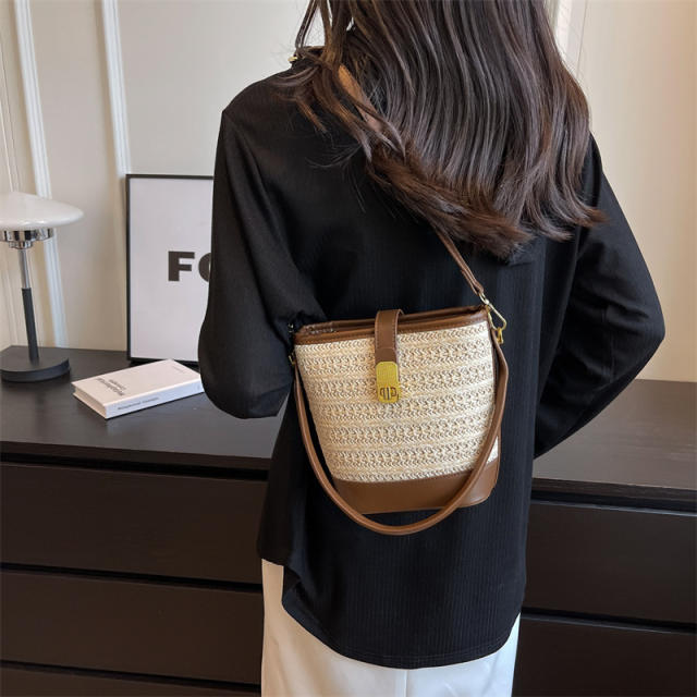 2026 New Handbag Straw Woven Bag Women's Bucket Bag