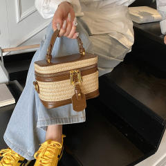 Woven design cute Box Bag Elegant Flap-Style Summer Straw Bag