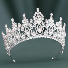 Baroque colorful crystal inlaid hollow crown