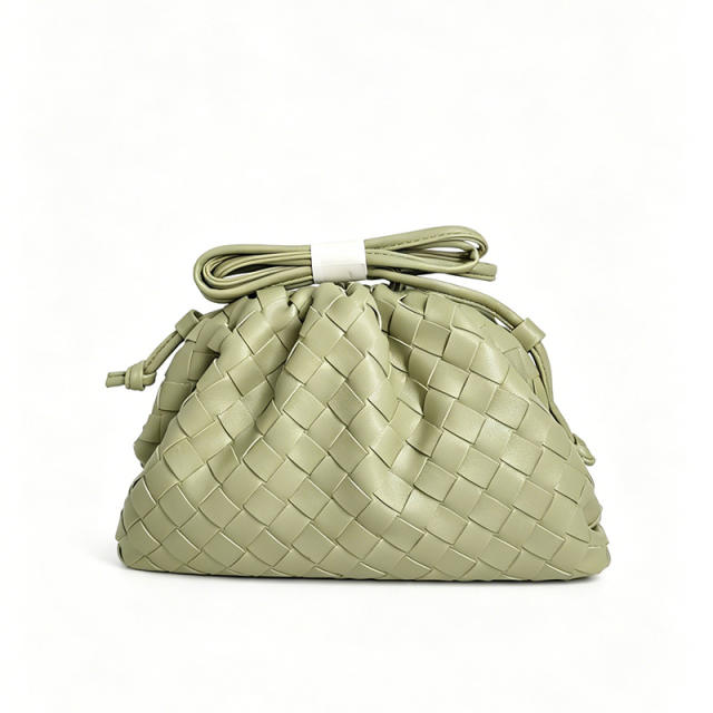 New Fashionable Woven Clutch Bag Korean Style Cloud Soft Leather Dumpling Bag