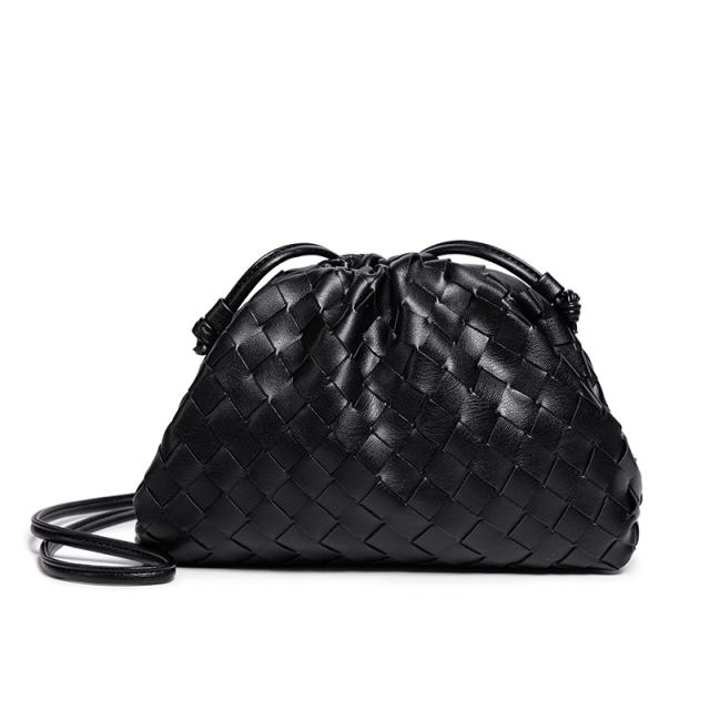 New Fashionable Woven Clutch Bag Korean Style Cloud Soft Leather Dumpling Bag