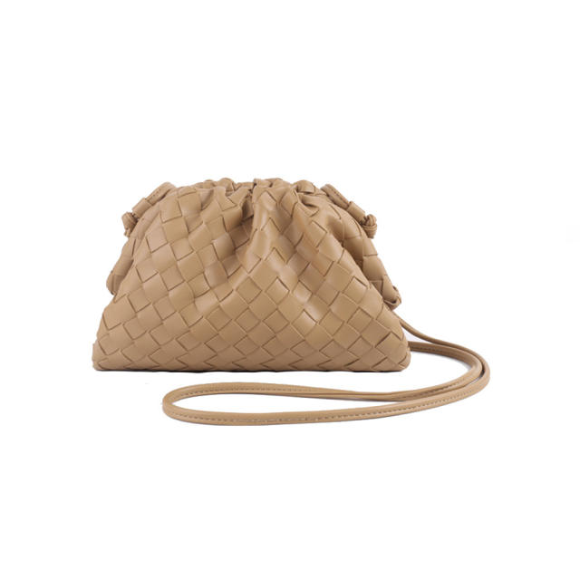 New Fashionable Woven Clutch Bag Korean Style Cloud Soft Leather Dumpling Bag