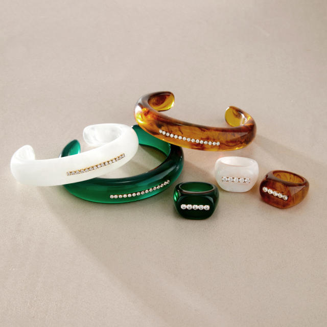 Winter autumn chunky colorful acrylic rhinestone bangle rings set
