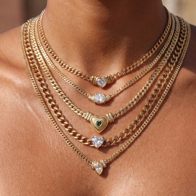 Hot sale chunky chain color diamond heart stainless steel necklace