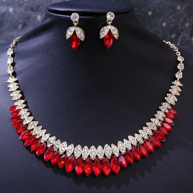 New Bridal Wedding Headwear Elegant Rhinestone Crown Necklace Earrings Three-Piece Set