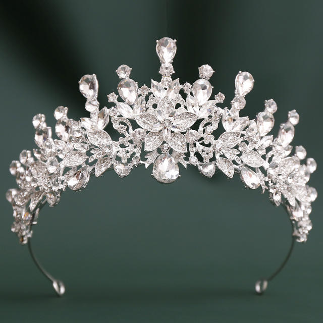 Baroque-Style Bridal Crown Headpiece with Rhinestones
