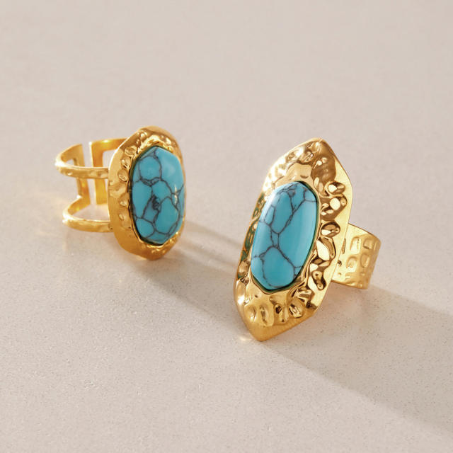 Hammer pattern turquoise stone inlaid stainless steel rings