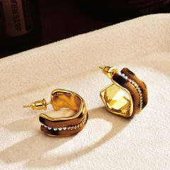 Winter autumn leopard pattern square shape earrings for women