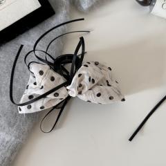 Korean-style pleated polka dot ribbon bow claw clip
