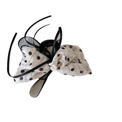 Korean-style pleated polka dot ribbon bow claw clip