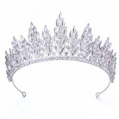 Bridal Crown Headpiece Baroque Style Alloy and Rhinestone Wedding Crown Hair Accessory