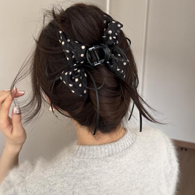 Korean-style pleated polka dot ribbon bow claw clip