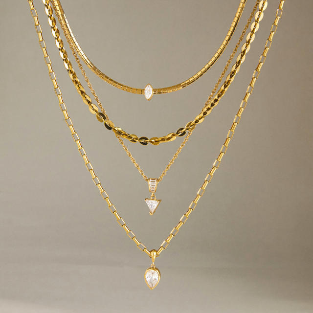 Elegant stainless steel necklace light luxury zircon heart clavicle chain necklace
