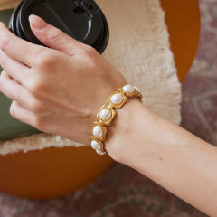 Elegant stainless steel bracelet glass pearl open bangle