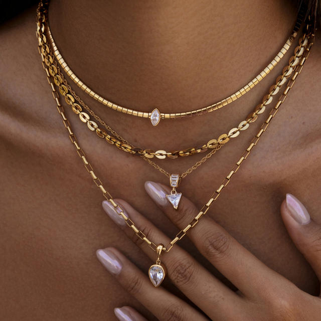 Elegant stainless steel necklace light luxury zircon heart clavicle chain necklace