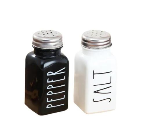 glass spice bottles