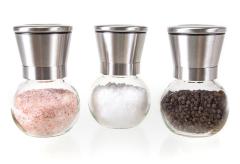 glass spice bottles