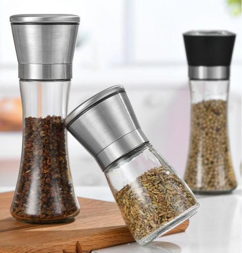 glass spice bottles