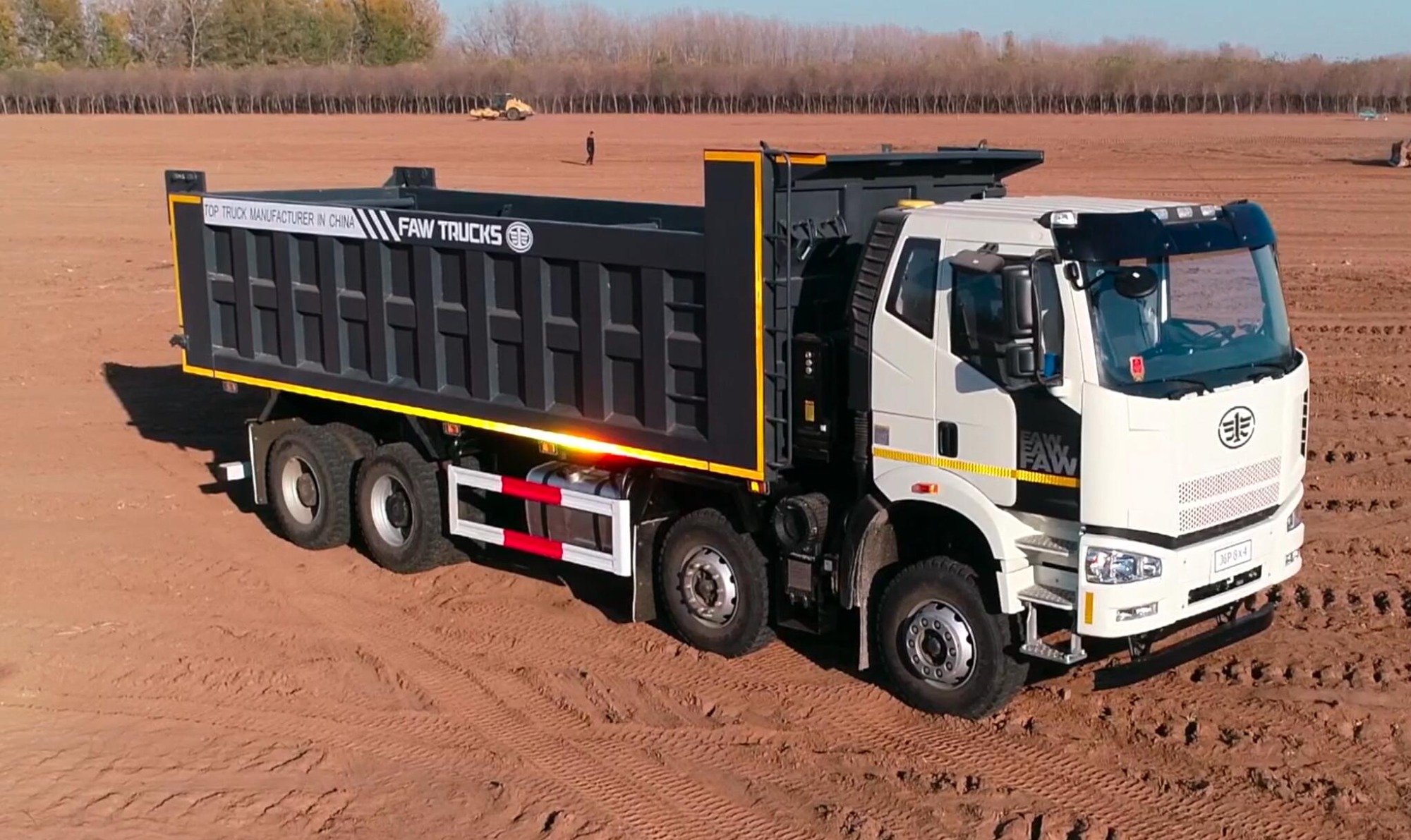 FAW J6P DUMP TRUCK  8X4