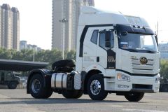 FAW J6P TRACTOR TRUCK 6x4