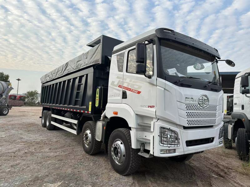 FAW JH6 DUMP TRUCK 8X4