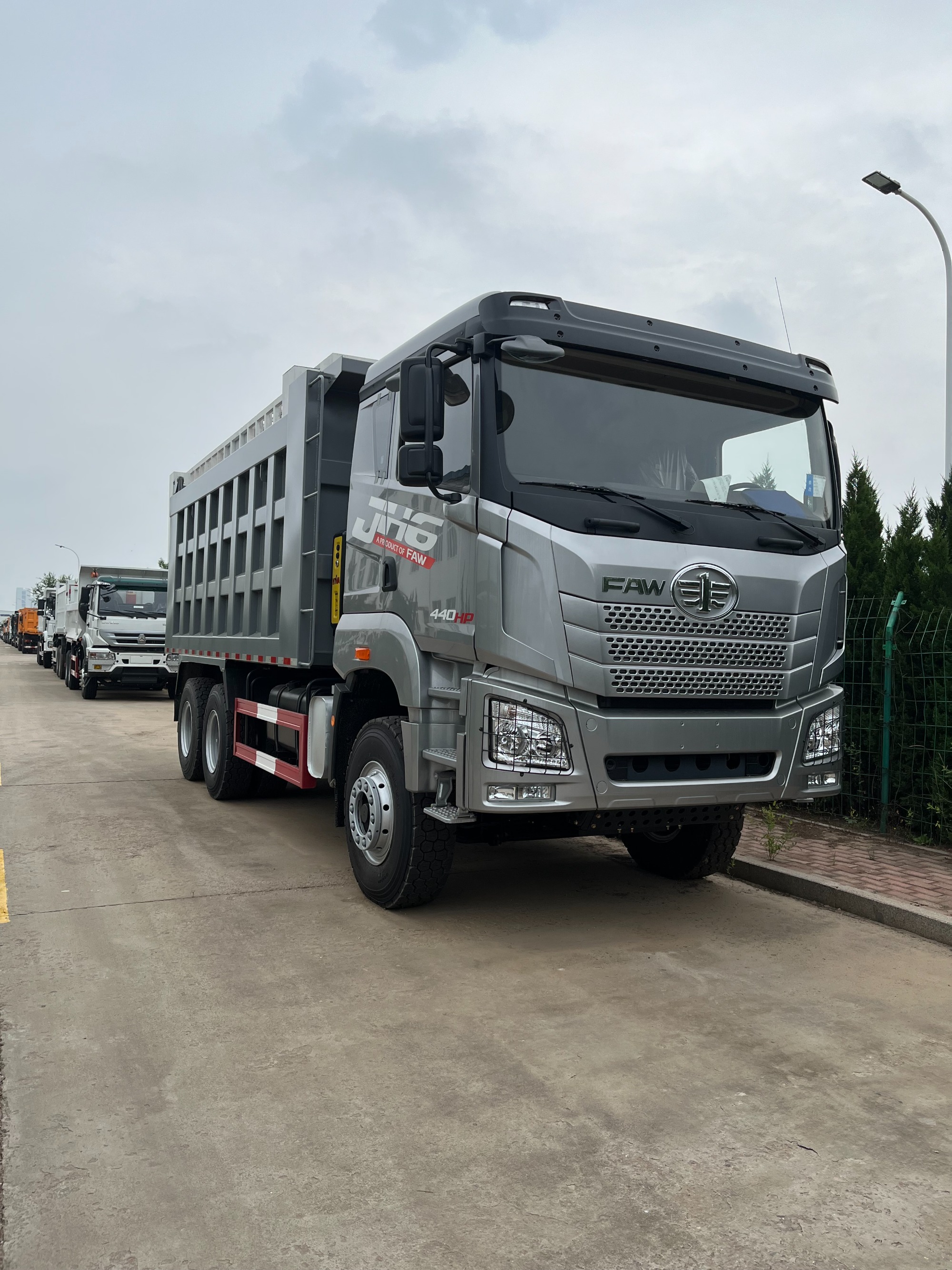 FAW JH6 DUMP TRUCK 6×4