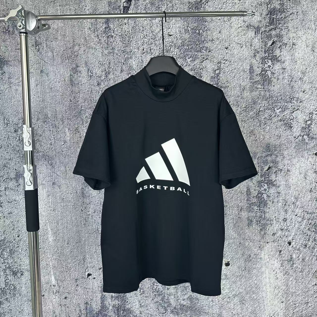 Футболка Adidas