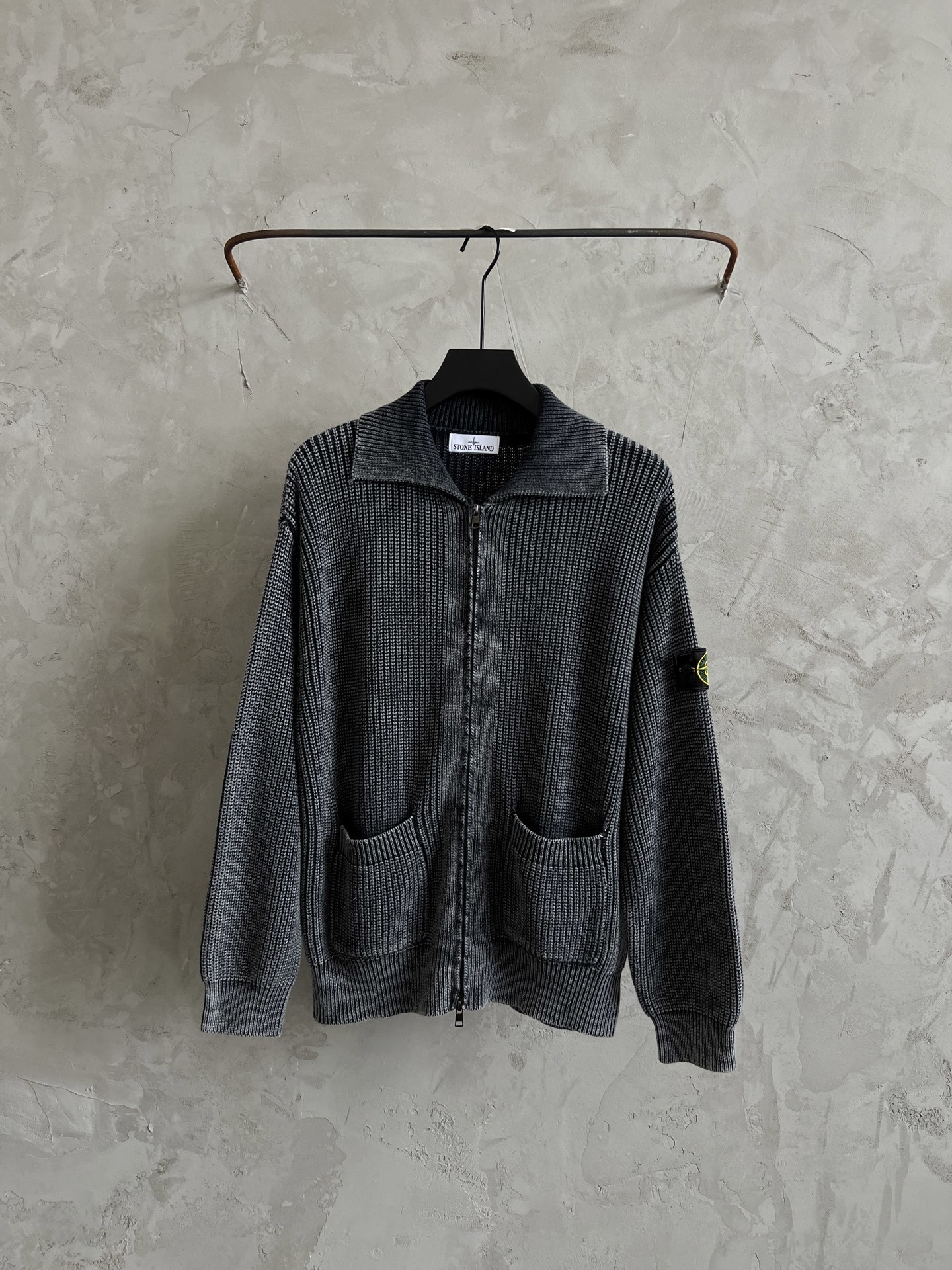 КУРТКИ stoneisland