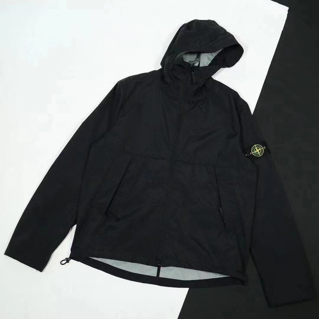 КУРТКИ Stone Island
