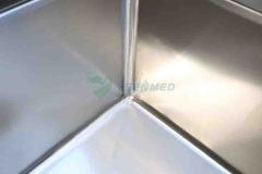 Rounded Corner Electrical Bathing Tub with Overhead Grooming Arm and Lifting Door