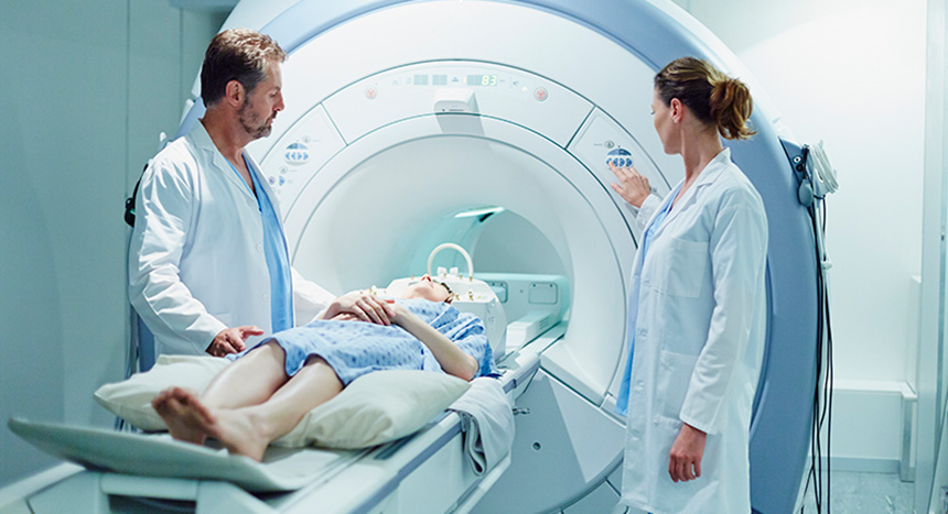 Comprendre les contre-indications à l'IRM : identifier les personnes qui ne peuvent pas subir d'IRM