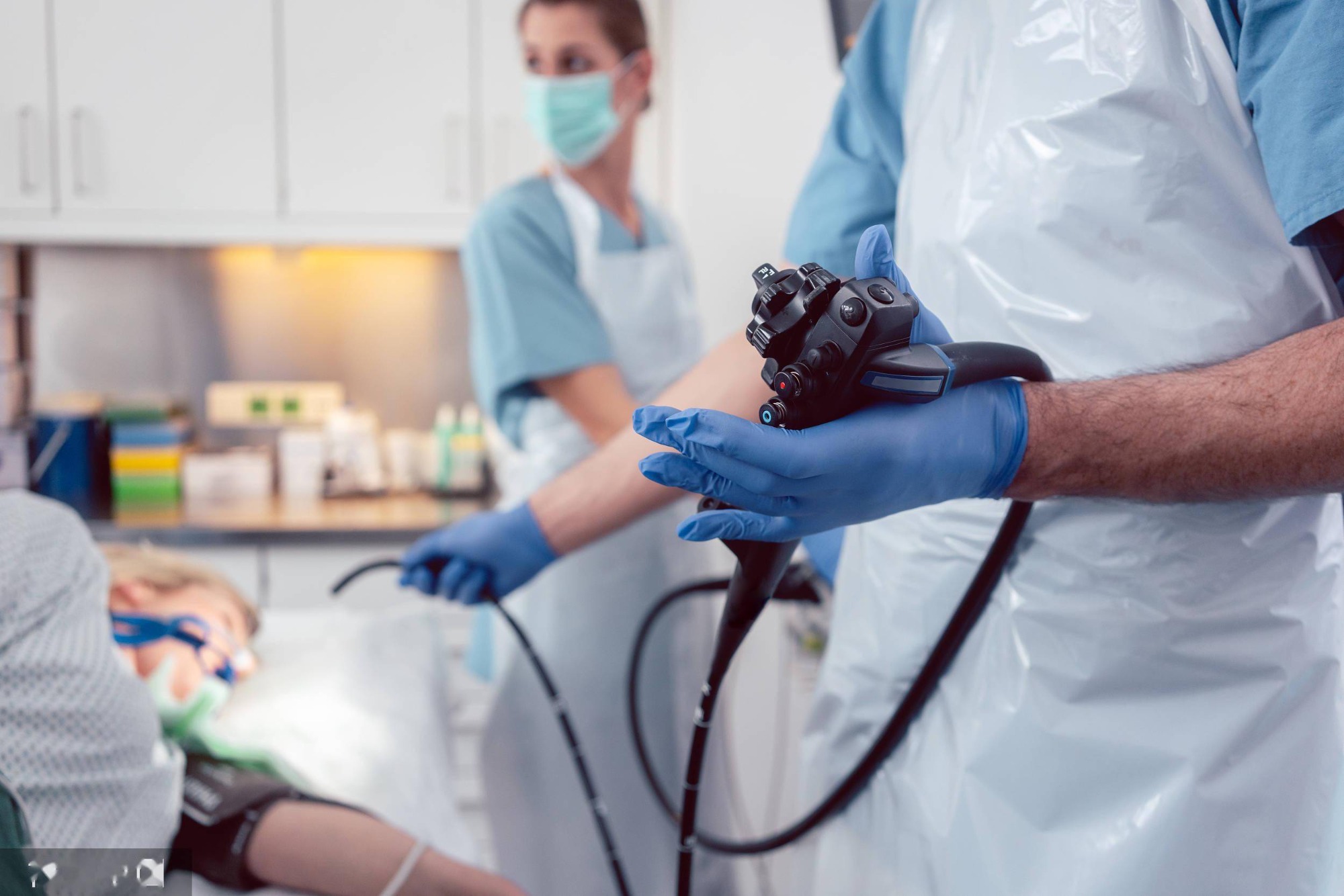 La estructura y el principio del endoscopio médico.