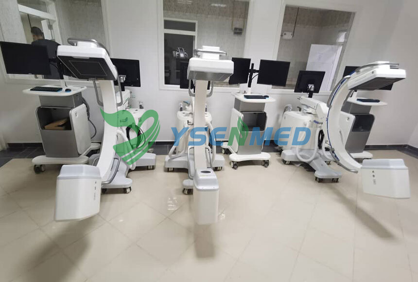 Sistemas de rayos X con arco en C digital FPD YSX-C605 en un hospital de Argelia