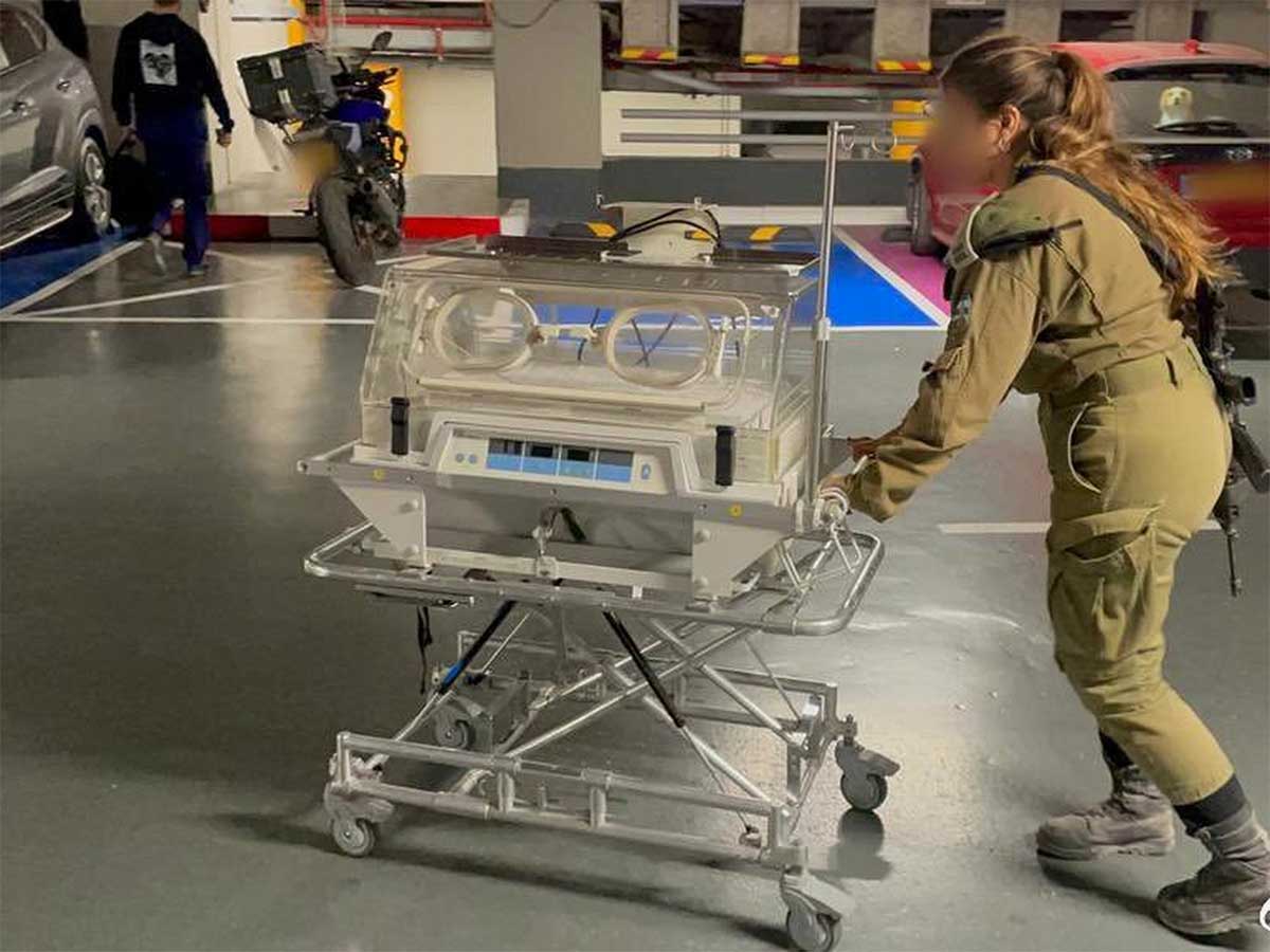 What are Transport Incubators