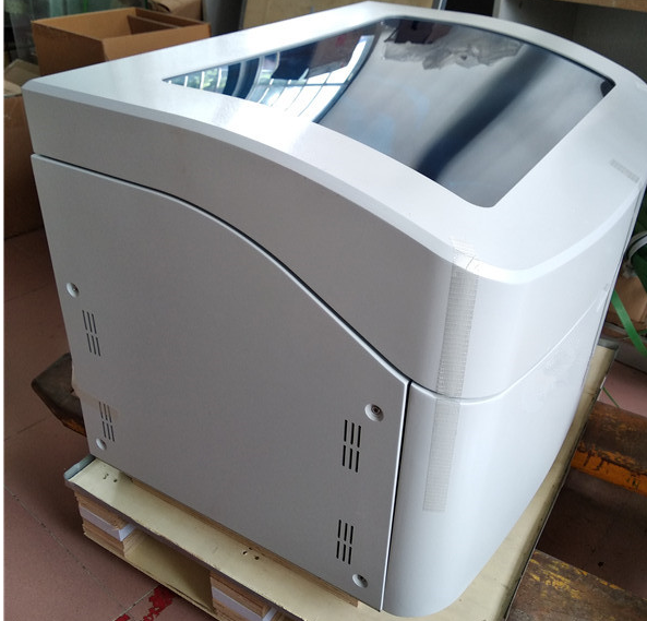 Equipo médico veterinario para nueva clínica de mascotas en Arabia Saudita