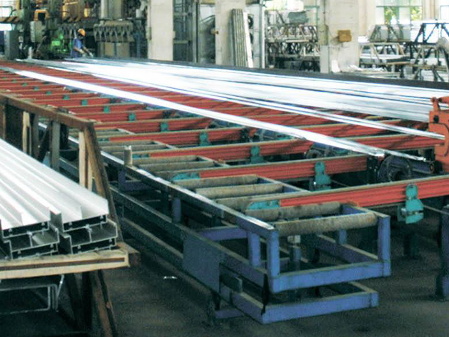 Technical process related to aluminum profile processing and manufacturing