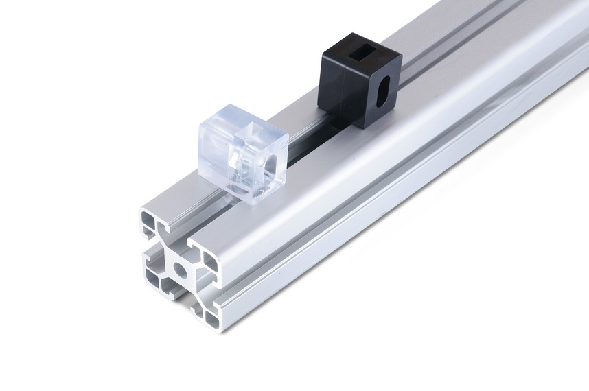What are the reasons for the looseness of aluminum profile accessories?