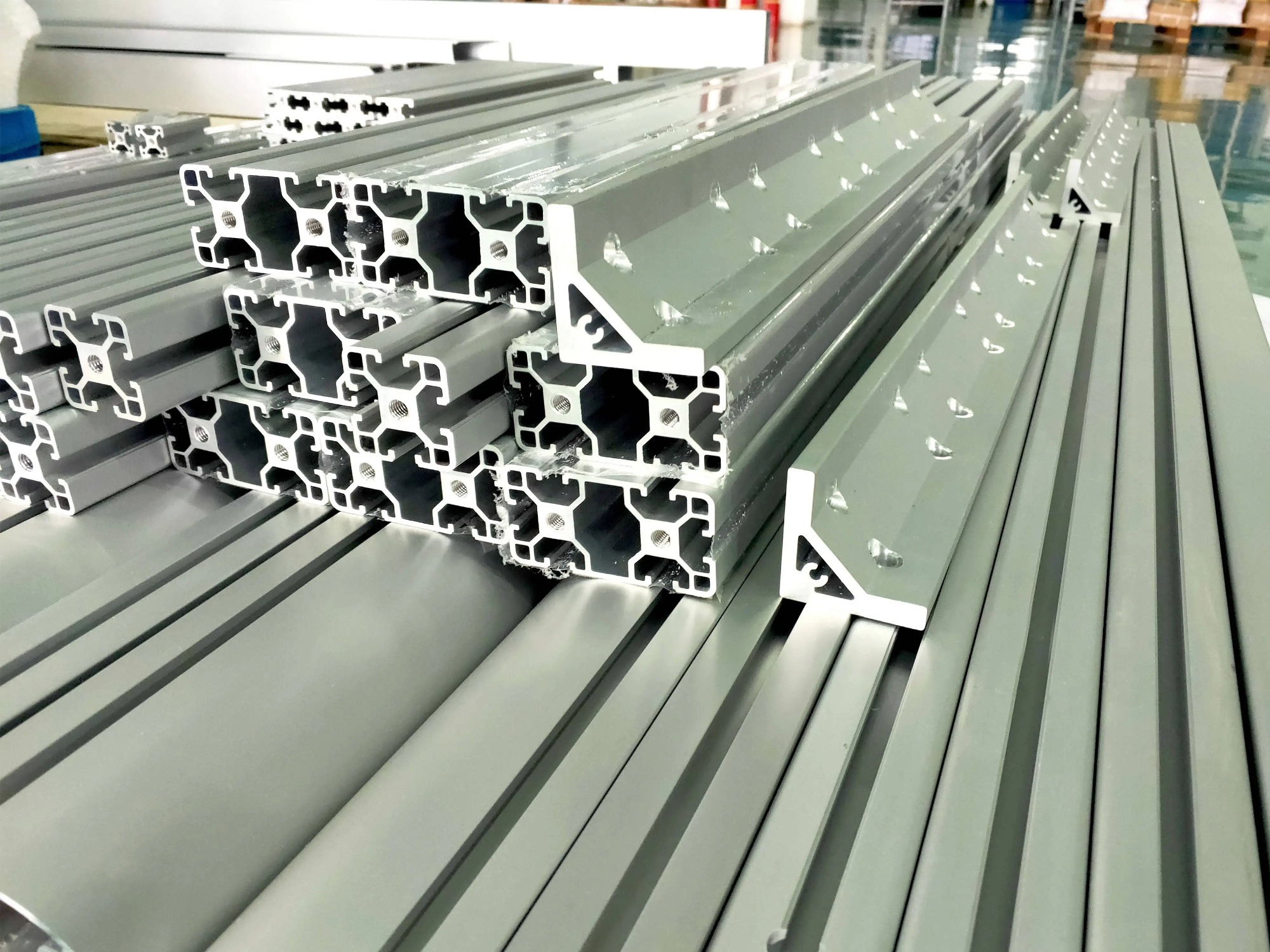 How long is the aluminum alloy profile?