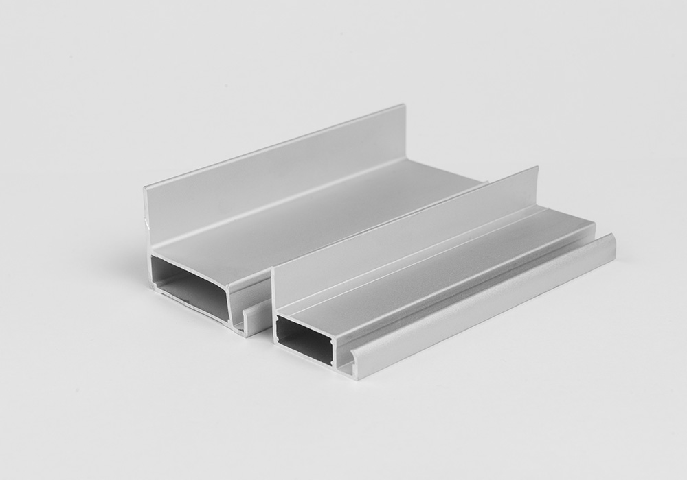 What characteristics may solar aluminum profiles have after different surface treatments?