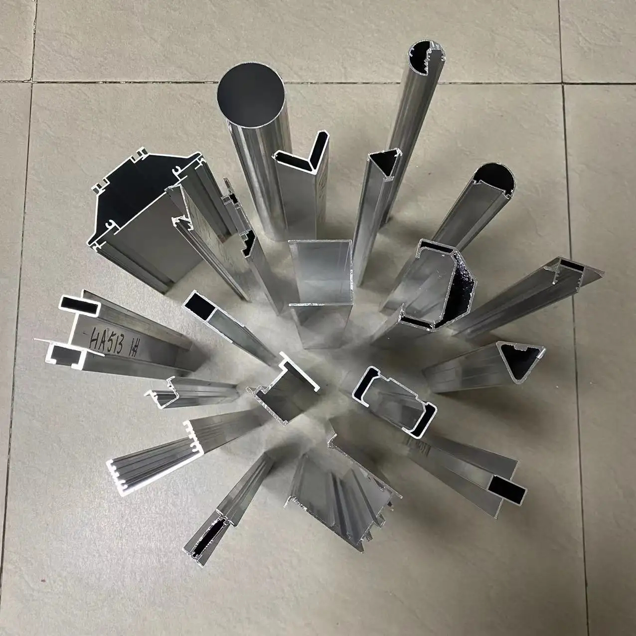 What are the applications of industrial aluminum in medical devices?