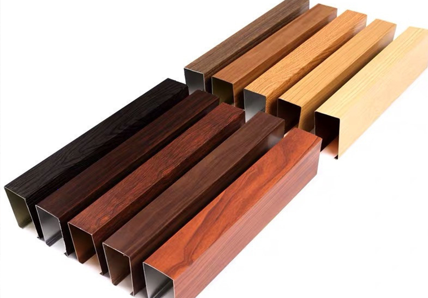 What are the advantages and characteristics of wood grain processing in aluminum profile processing?